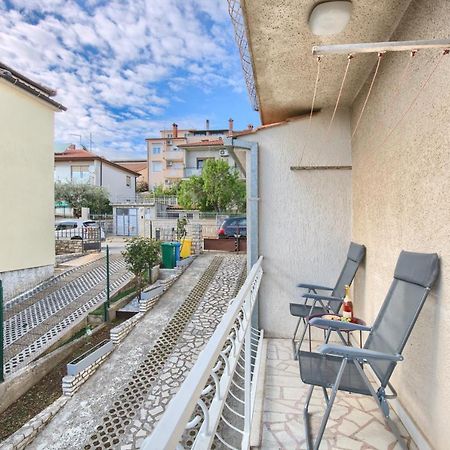 Apartman Andi Appartement Pula Buitenkant foto