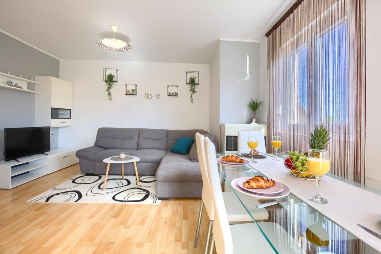 Apartman Andi Appartement Pula Buitenkant foto
