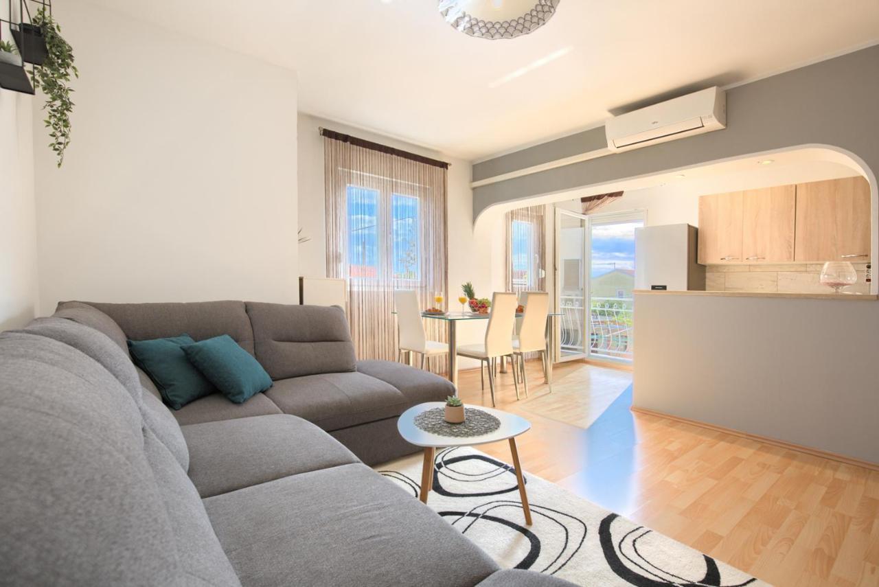 Apartman Andi Appartement Pula Buitenkant foto